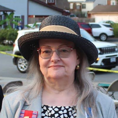 Margaret Elliott Photo 26
