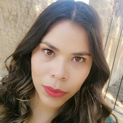 Catherine Lopez Photo 39