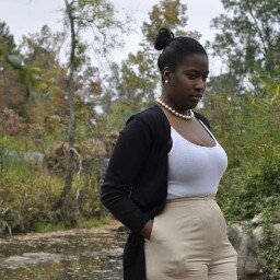 Ebony Jones Photo 38
