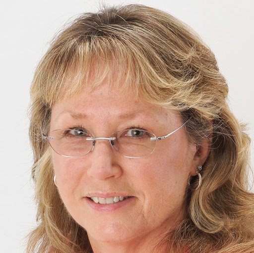 Sally Morgan Photo 36