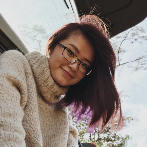 Anna Hoang Photo 28