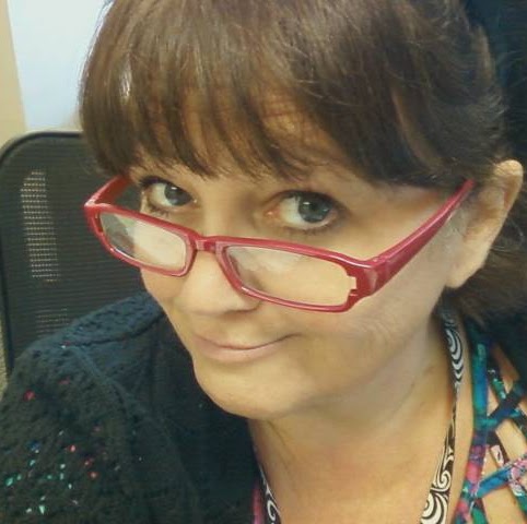 Cindy Oliver Photo 46
