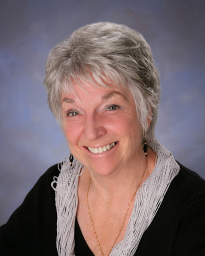 Bobbi Price Photo 11