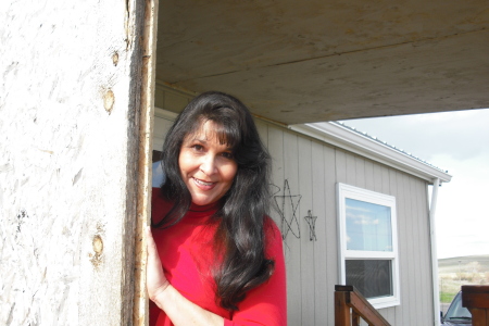 Renee Anderson Photo 38