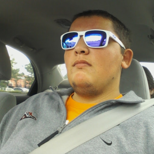 Daniel Robins Photo 15