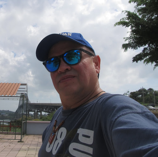 Edwin Rodriguez Photo 17