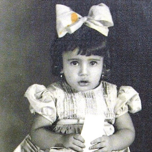 Gloria Cano Photo 29