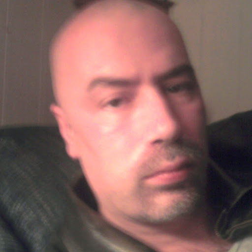 Roger Lindsey Photo 41
