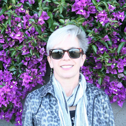 Carolyn Wood Photo 38