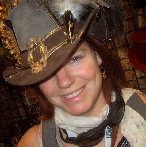 Angela Forrest Photo 27