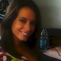 Candace Martin Photo 18
