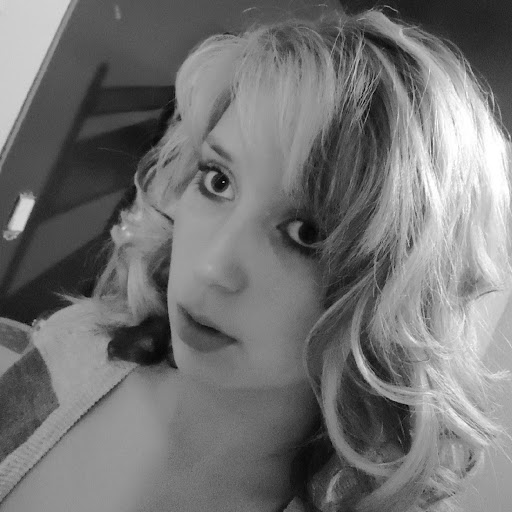 Jessica Meadows Photo 8