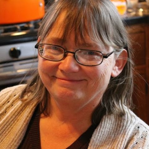 Paula King Photo 36