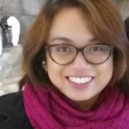 Julia Reyes Photo 36