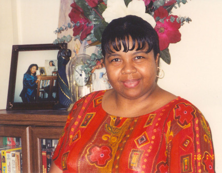 Mary Sanders Photo 32