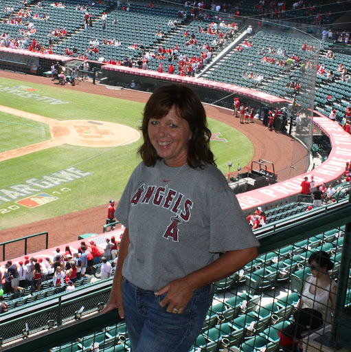 Cynthia Graves Photo 14