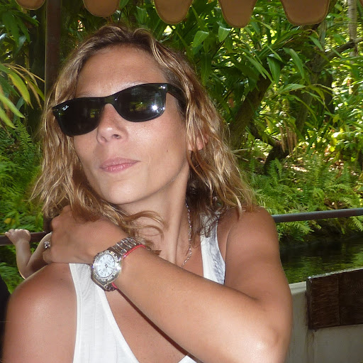 Marie Lemaire Photo 8