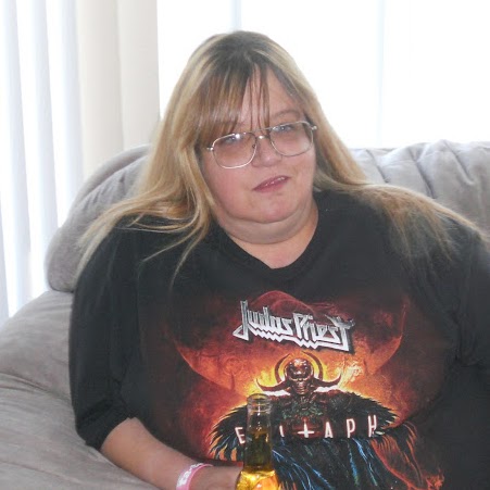 Lesli Anderson Photo 19