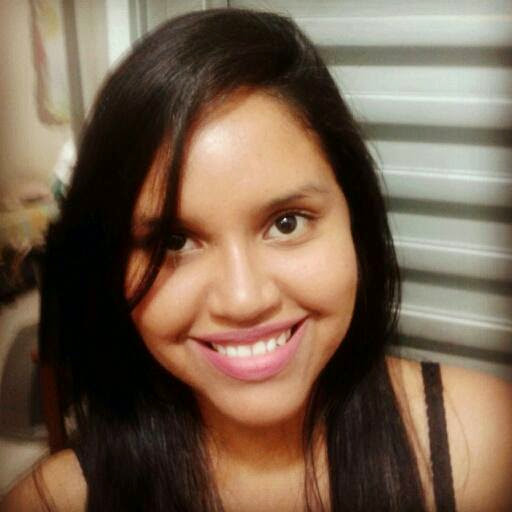 Stephanie Duarte Photo 9