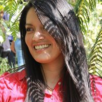 Elizabeth Lemus Photo 8