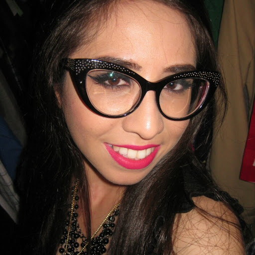 Christina Guzman Photo 21