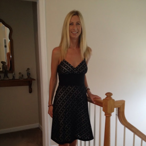Amy Cole Photo 10
