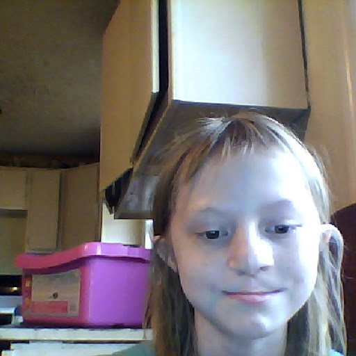 Emily Waters Photo 23
