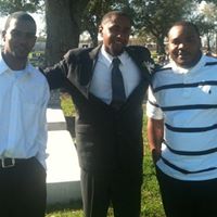 Vernon Robinson Photo 26
