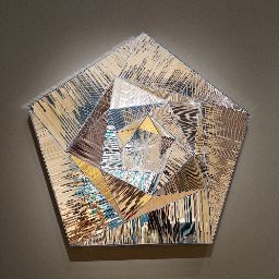 Elisa Lam Photo 21