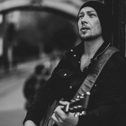 Andy Robbins Photo 10