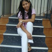 Julie Alfonso Photo 21