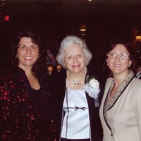 Michele Howell Photo 23