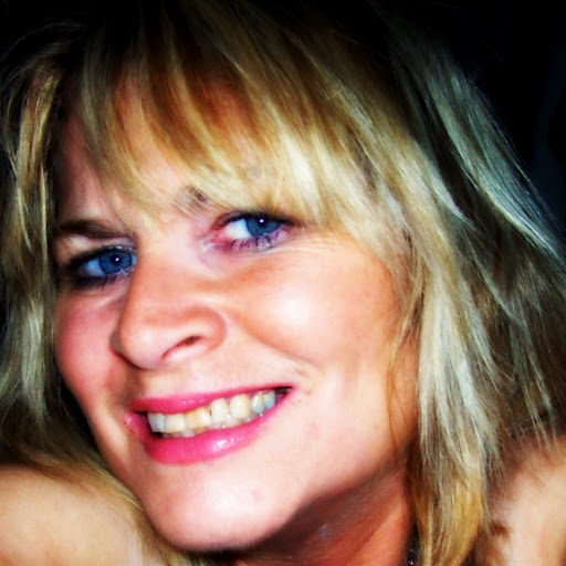 Kim Hillman Photo 5