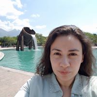 Elizabeth Delgado Photo 37
