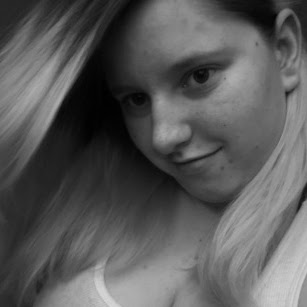 Tabitha Curtis Photo 31