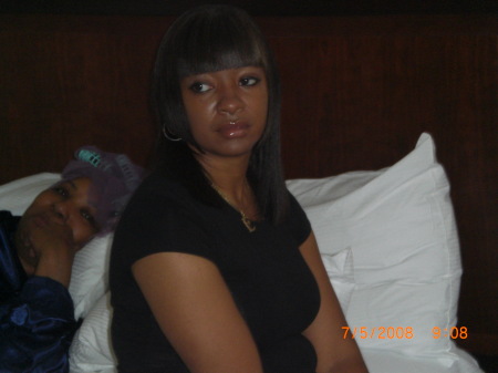 Erica Robinson Photo 30