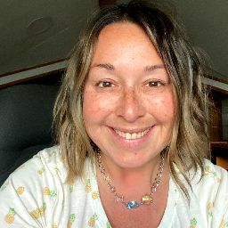 Alison Macdonald Photo 9