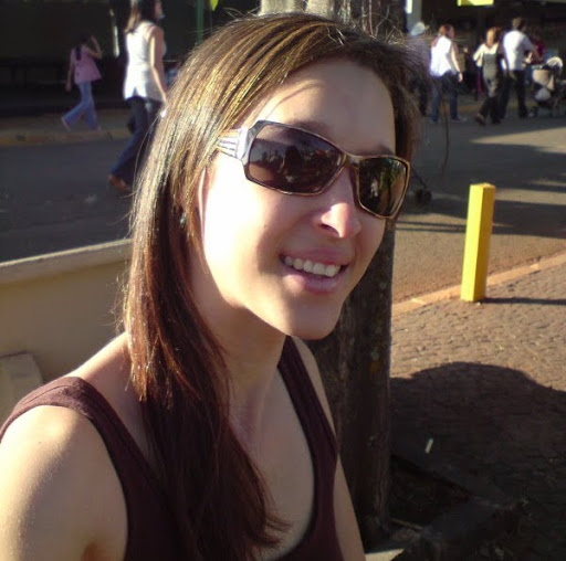 Lisa Borges Photo 17