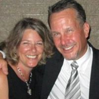 Angela Mayes Photo 42