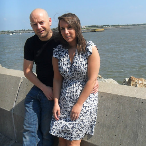 Linda Connolly Photo 15