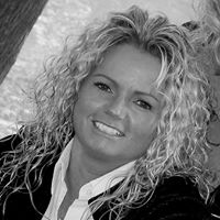 Diana Conley Photo 15