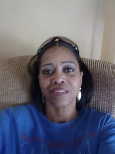 Maxine Carter Photo 7