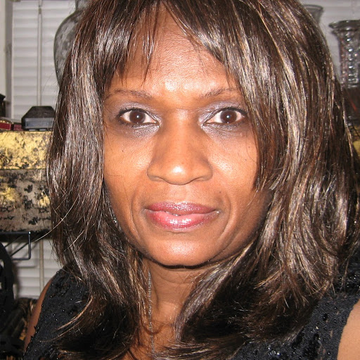 Loretta Booker Photo 6