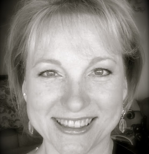 Heidi Hendricks Photo 10