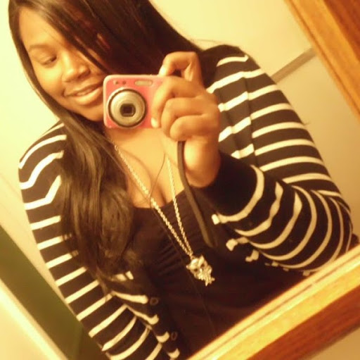 Destinee Robinson Photo 12
