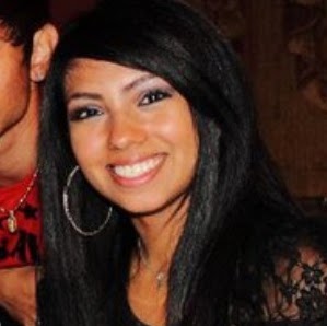 Monica Giraldo Photo 25