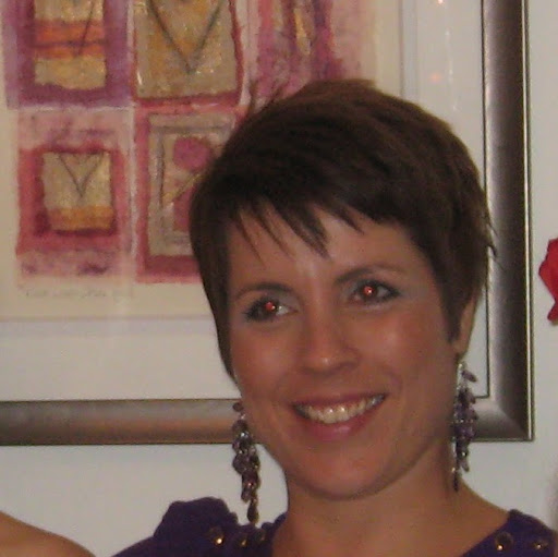Suzanne Richards Photo 13