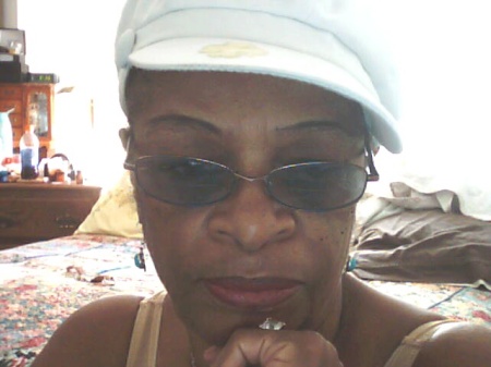 Dianne Smith Photo 9