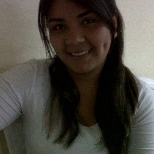 Laura Oquendo Photo 4