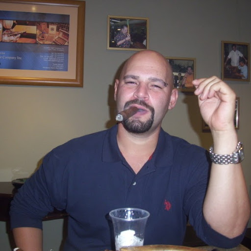Miguel Feliciano Photo 35